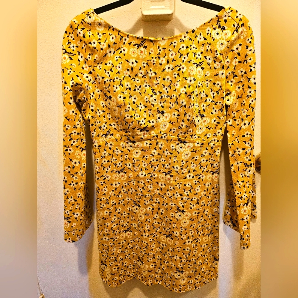 ZARA Trafaluc 60s style flower dress